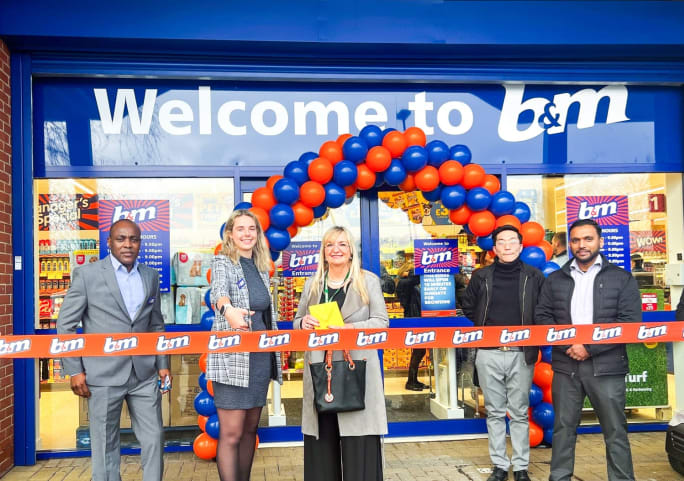 814-bmstores-thamesmead-store-opening