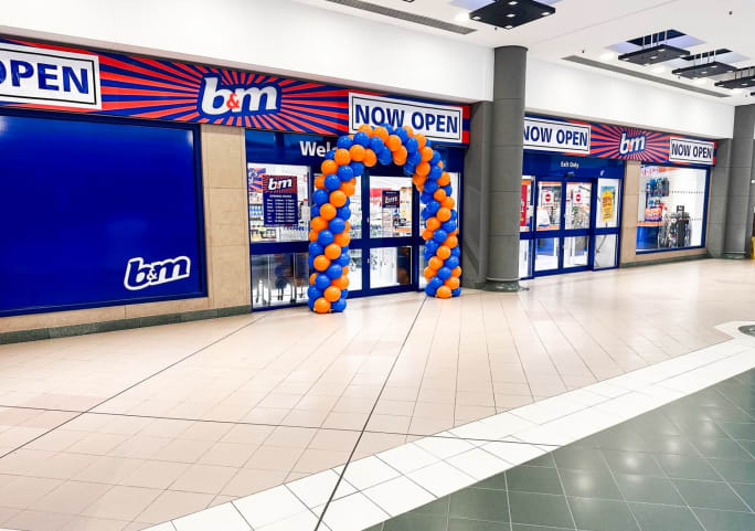 822-bmstores-spindles-store-opening-54