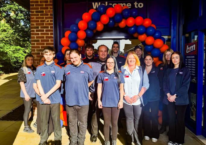 860-bmstores-bordon-store-opening-4