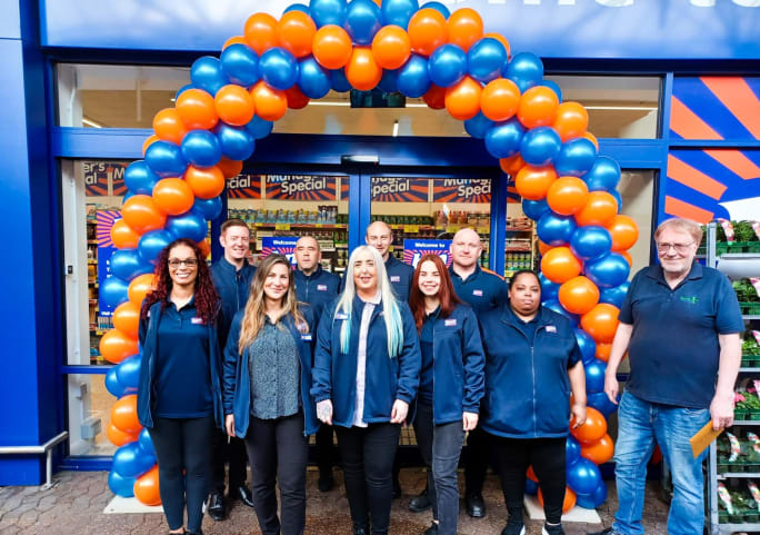 861-bmstores-kingswood-store-opening-10