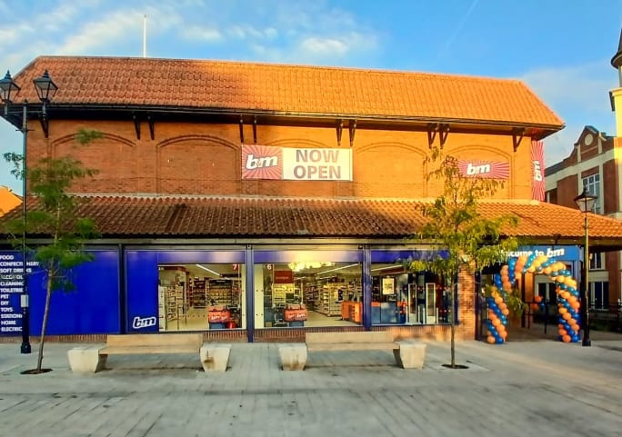 868-bmstores-lincoln-waterside-store-opening-63