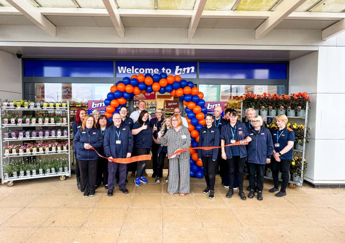872-bmstores-linkway-store-opening-64