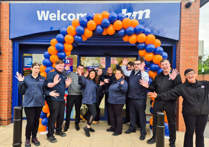 892-bmstores-shepshed-store-opening-2025-04-26-15