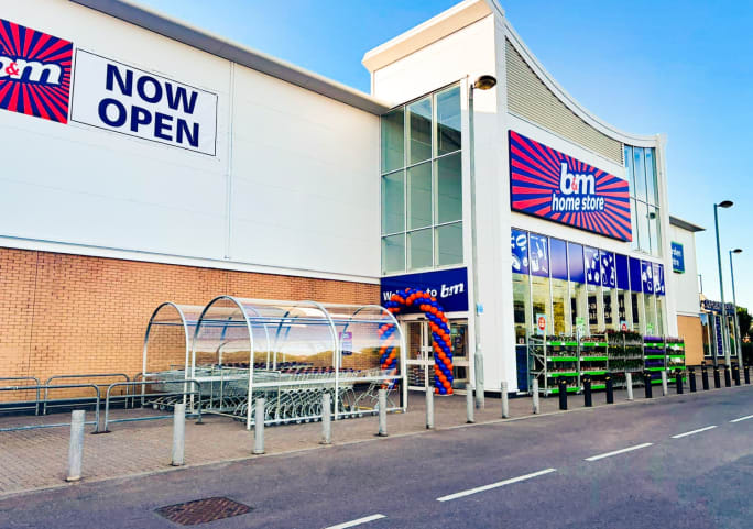 909-bmstores-portishead-store-opening-34