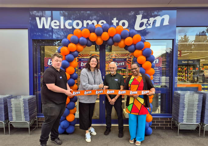 914-bmstores-hall-green-new-store-2