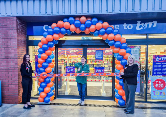 920-bmstores-brown-lennox-store-opening-58