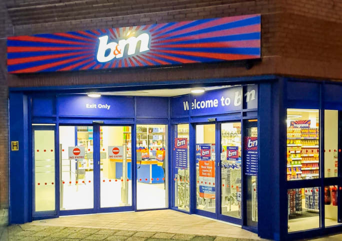 928-bmstores-taunton-store-opening