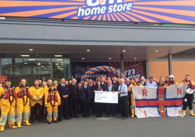 bmstores-holyhead-513-store-opening--2