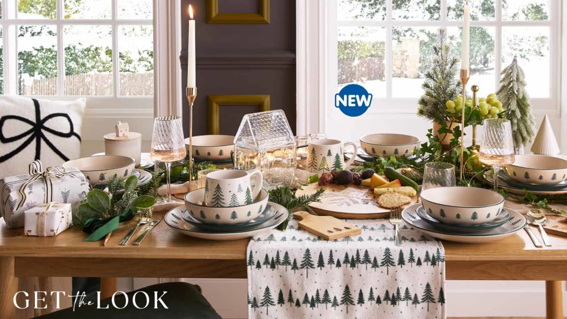 Christmas Tableware at B&M. Cat banner.