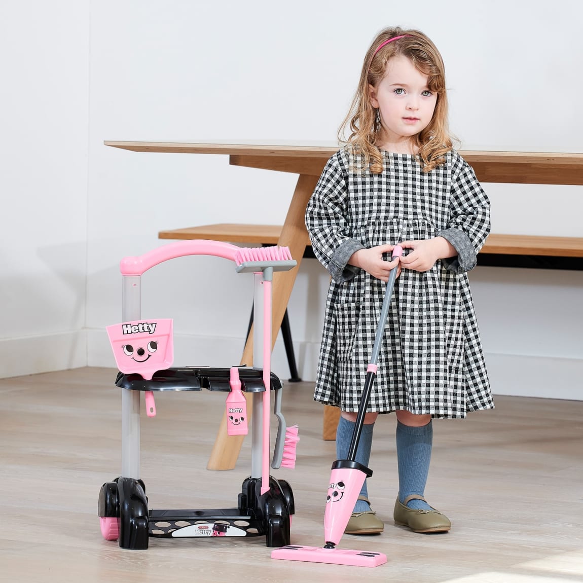 283280-casdon-hetty-cleaning-trolley-3