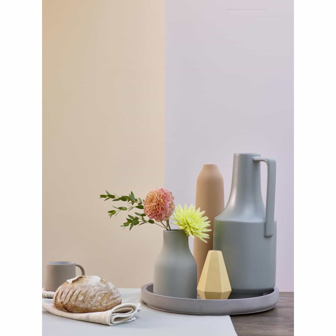 305179-dulux-matt-soft-peach-2_5l-paint-4