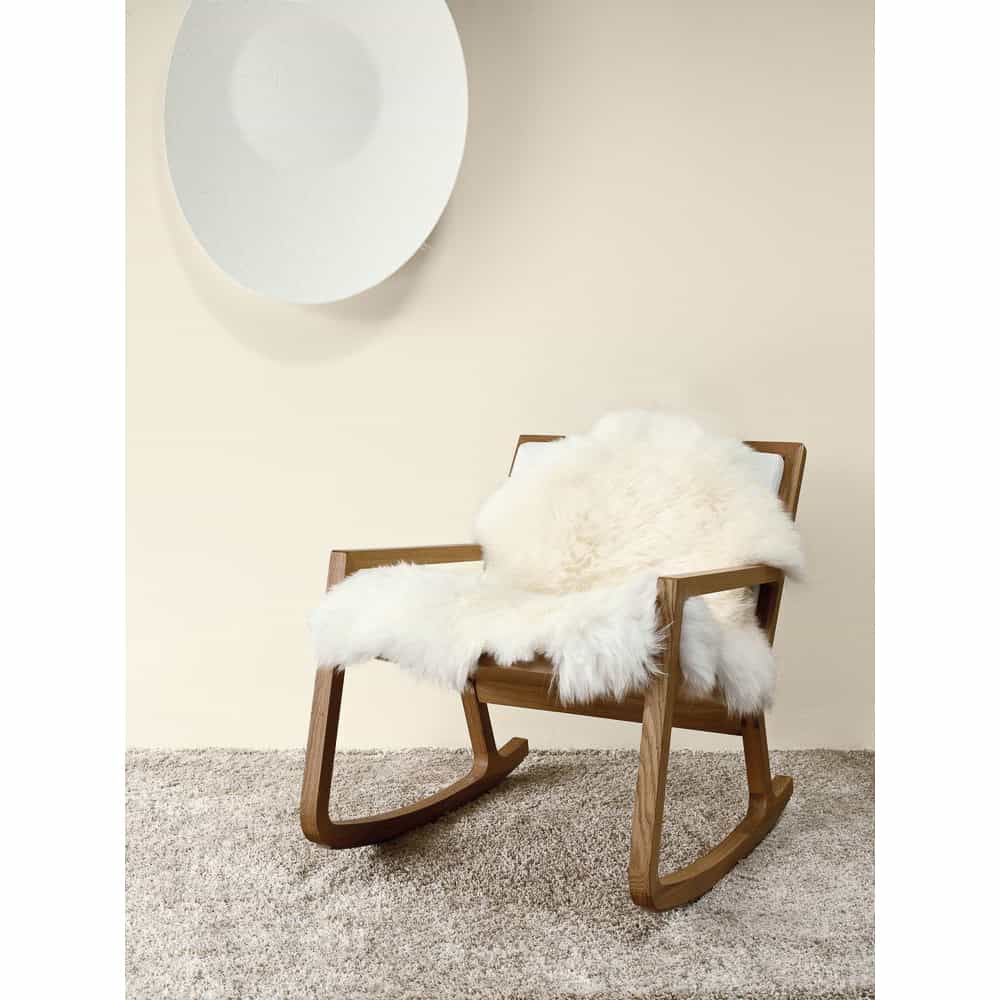 305274-dulux-matt-nutmeg-white-2_5l-paint-4