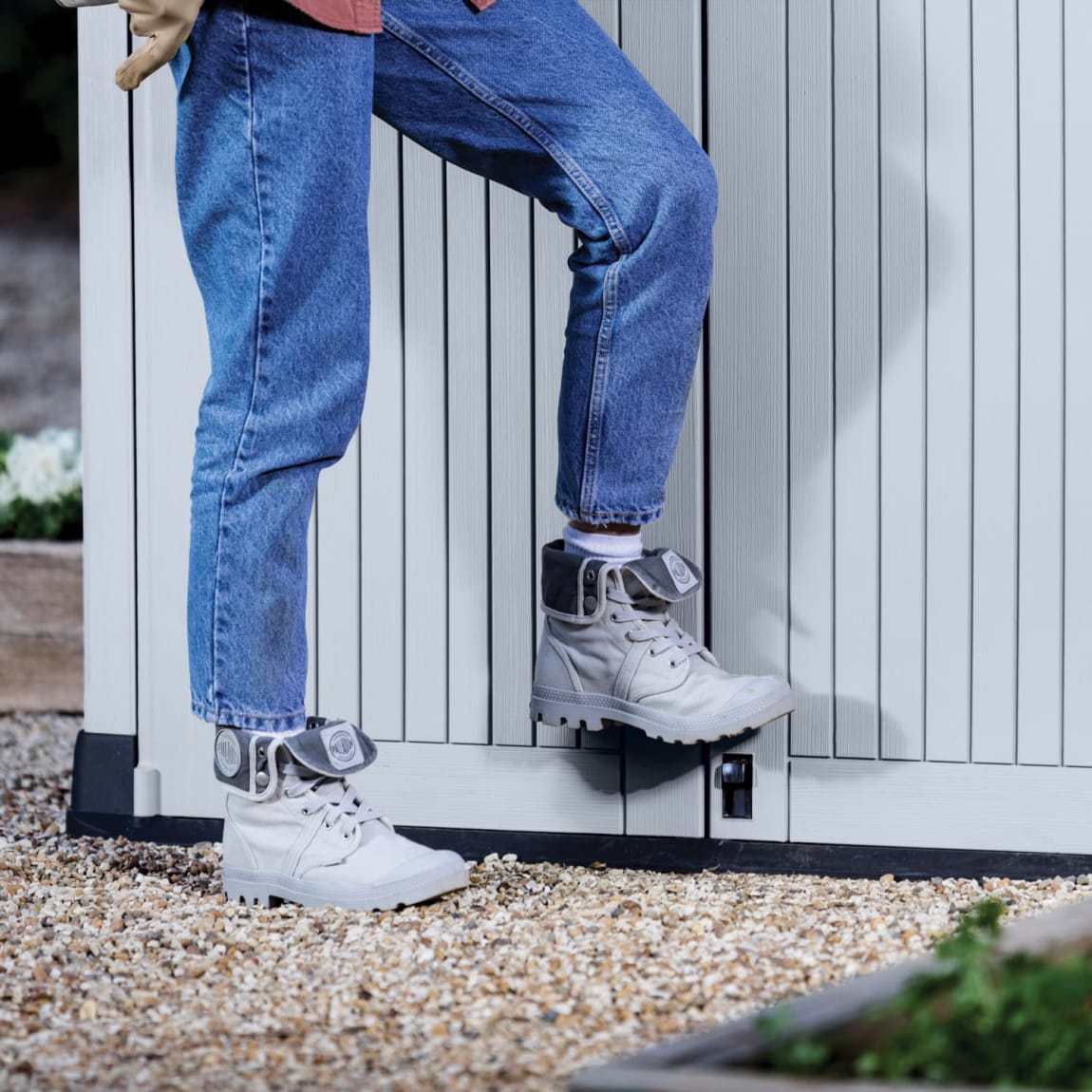 331754-keter-store-it-out-midi-storage-chest-845l-4