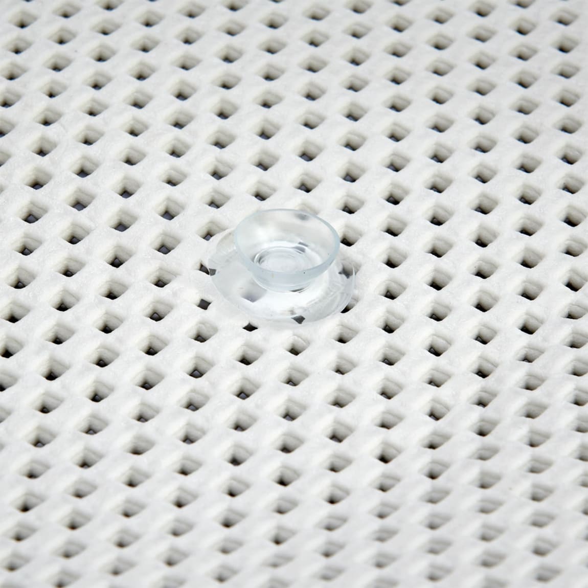 332950-cushioned-shower-mat-2