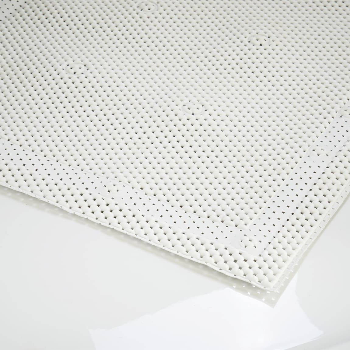 332950-cushioned-shower-mat