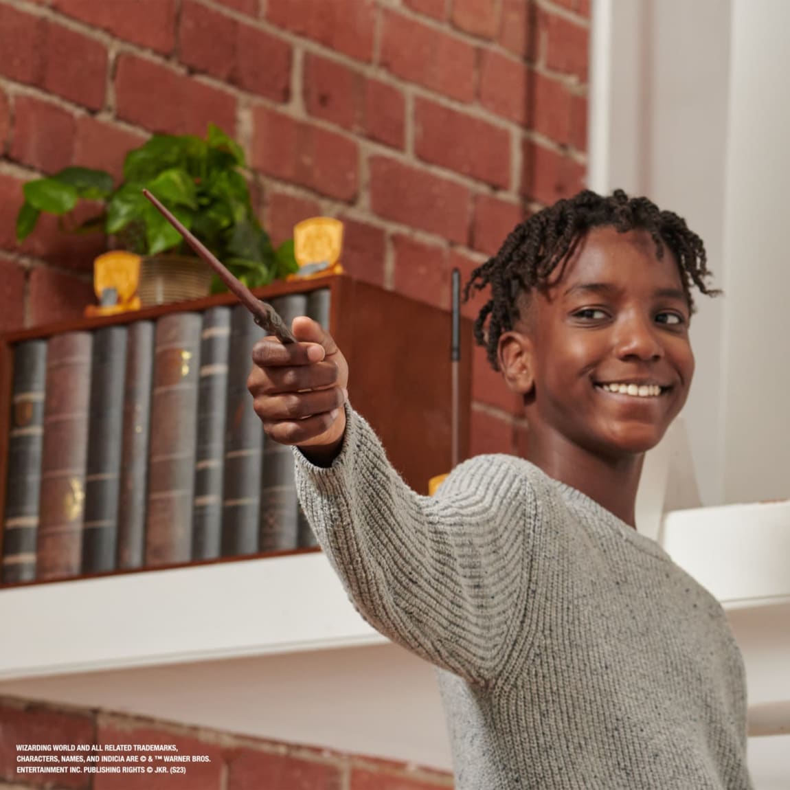 345650-harry-potter-mystery-wand-8