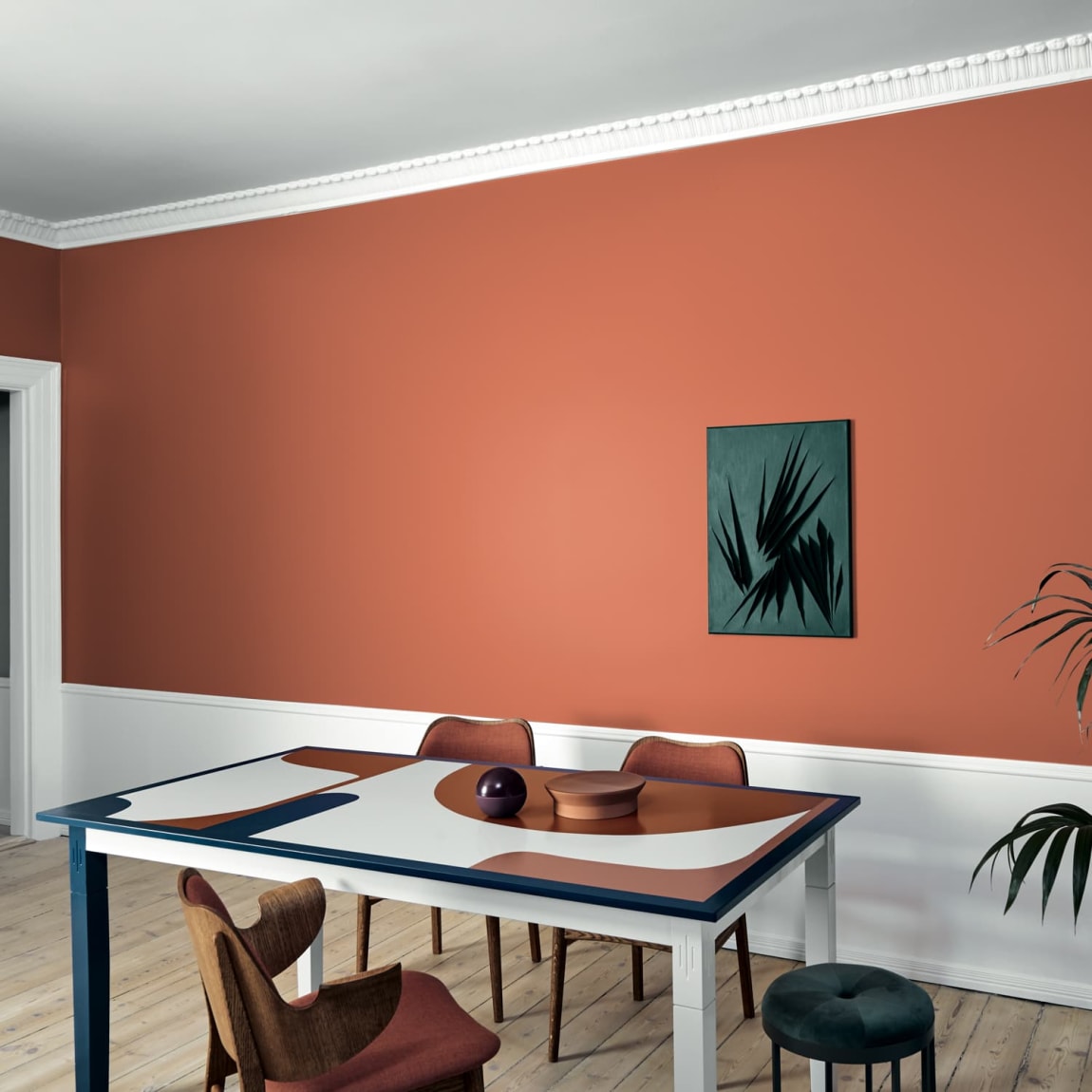 346774-johnstones-feature-wall-matt-paint-2_5l-maple-haze-2