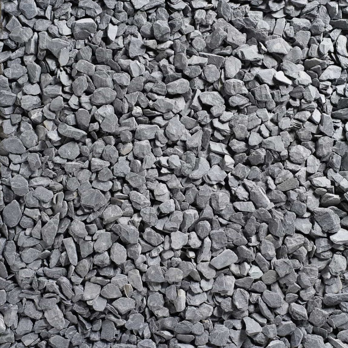 348567-blue-slate-40mm-decorative-chippings-bulk-bag-3