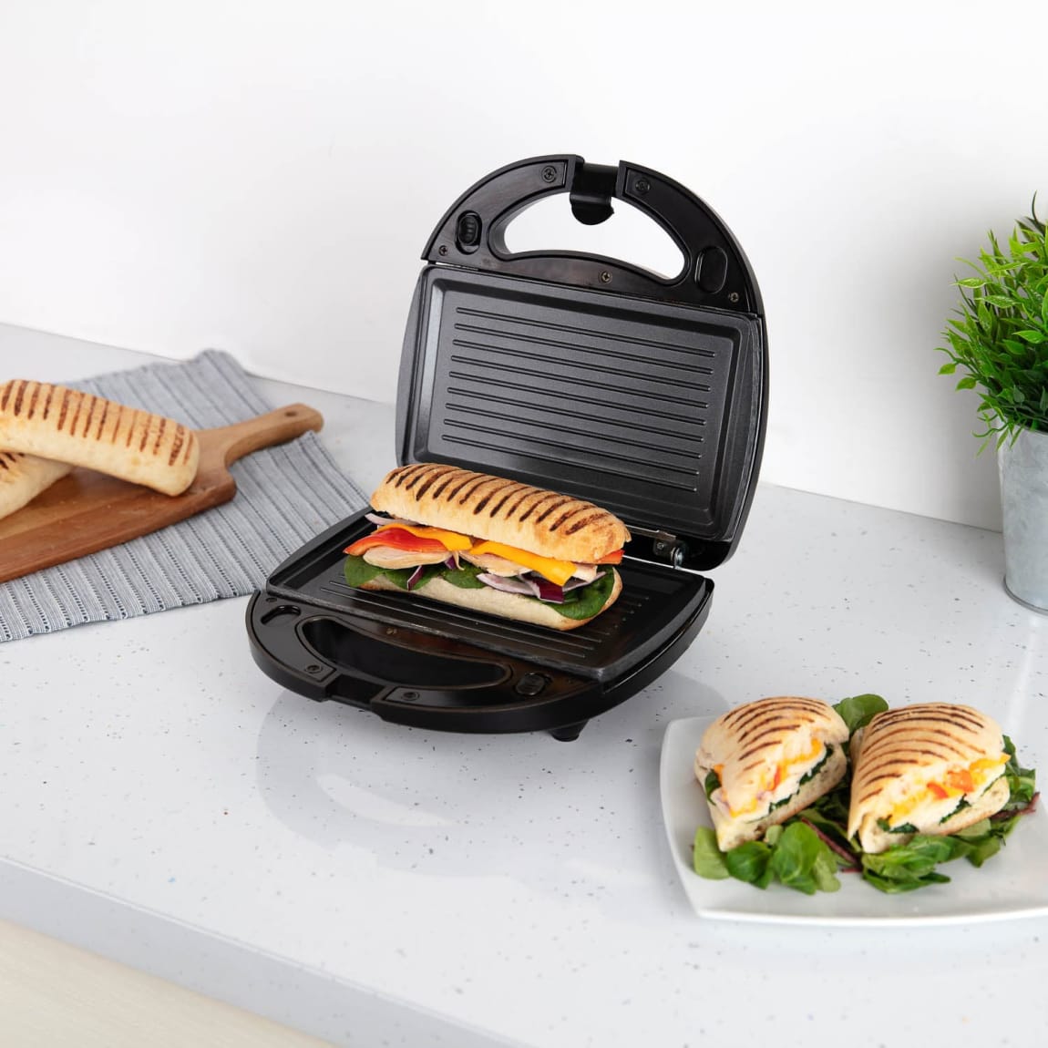 350629-tower-3in1-snack-maker-5