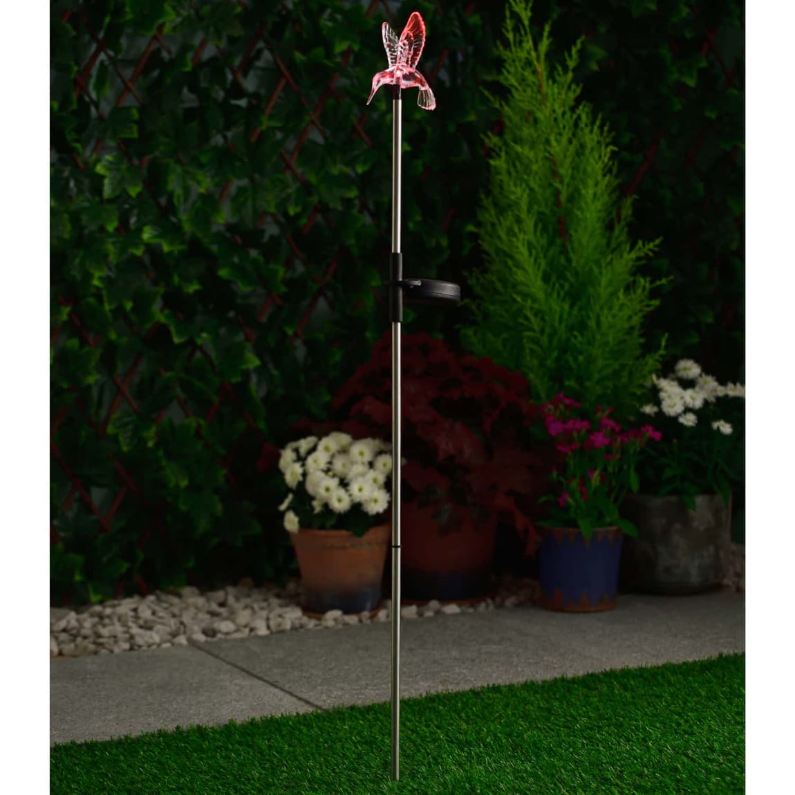 353566-hummingbird-garden-solar-light-2
