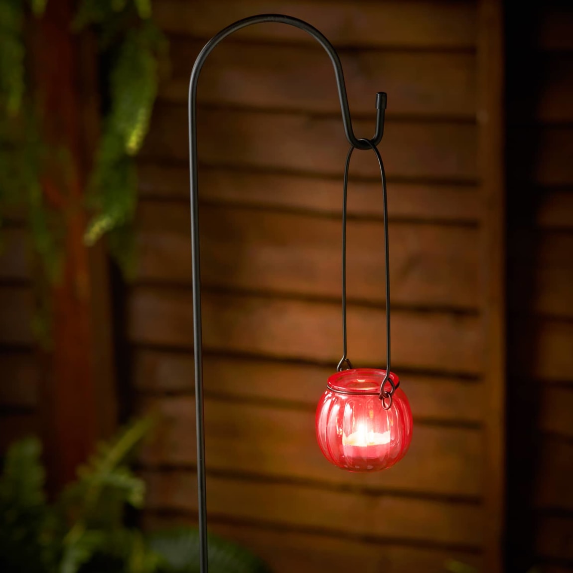 Shepherd's Hook Stake 1.25m Garden Ornaments B&M