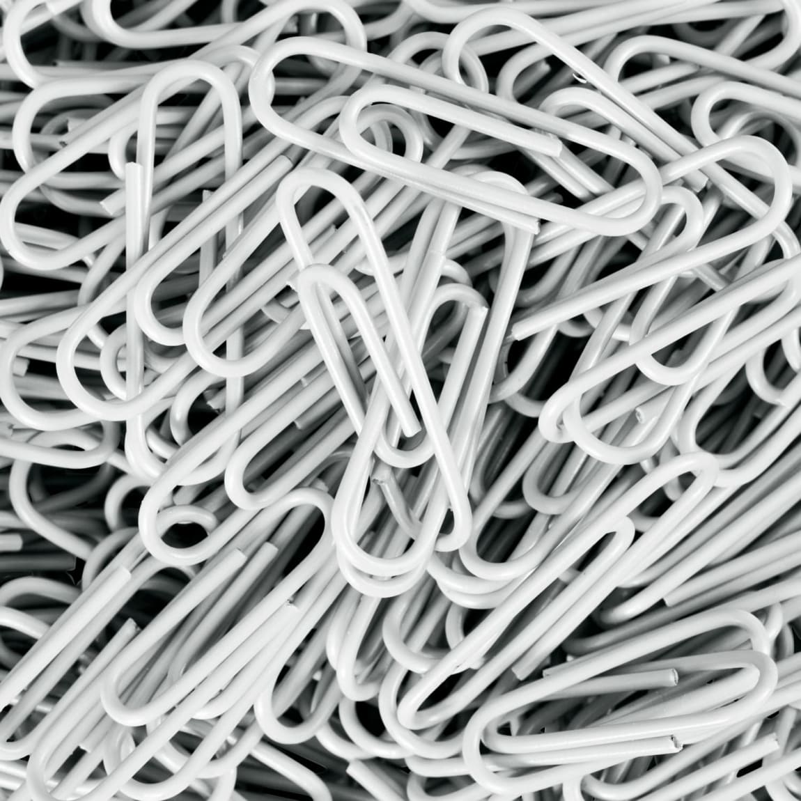 355573-mini-tub-paper-clips-white