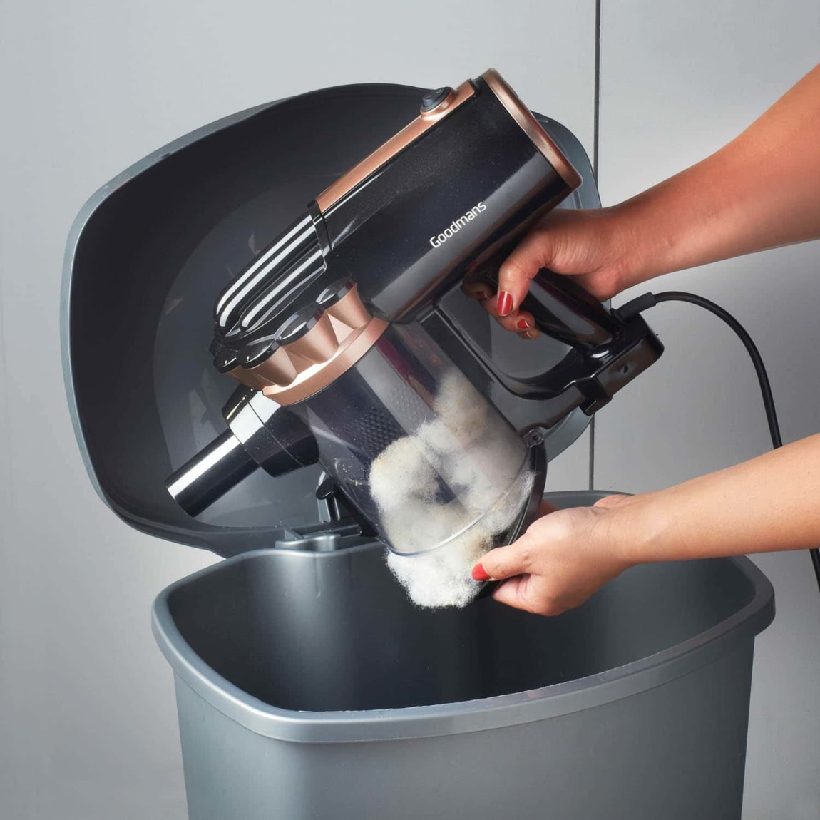 381374-367361-goodmans-corded-2in1-vacuum-with-pet-tool-5