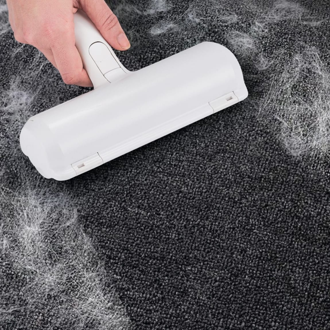 390766-370075-lint-roller-pet-hair-remover-2