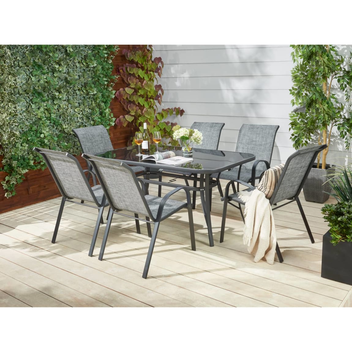 379305-379501-seville-7-piece-patio-set-2