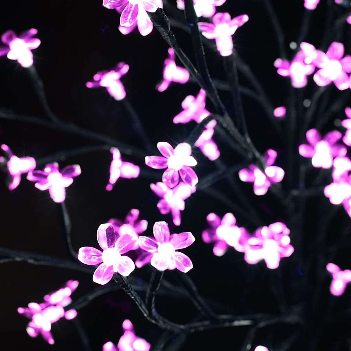 393023-379360-4ft-solar-powered-blossom-flower-solar-tree-128-led-pink