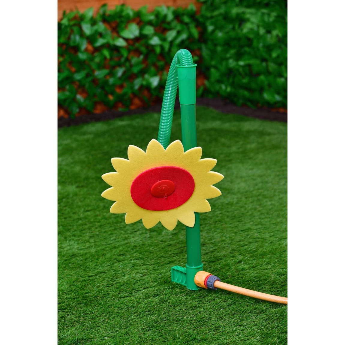 395447-379995-cooling-flower-sprinkler-2