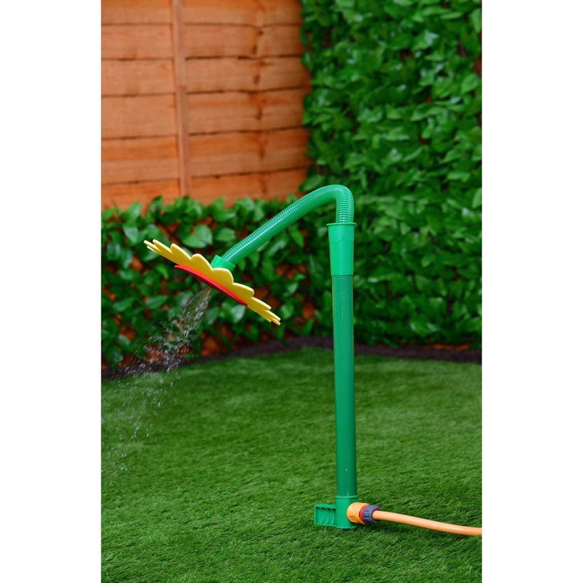 395447-379995-cooling-flower-sprinkler-3