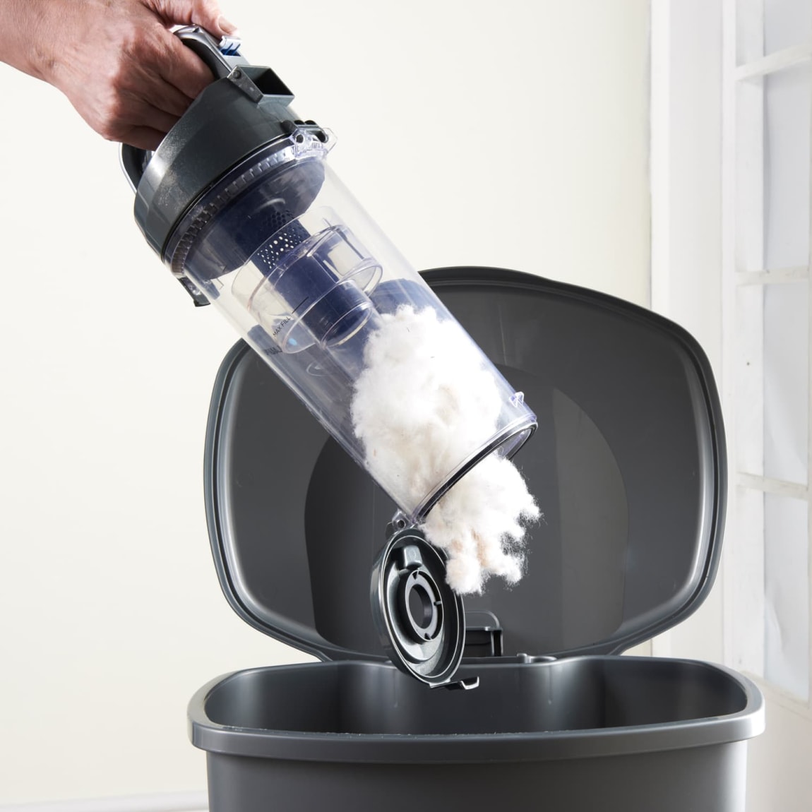 380777-blaupunkt-pets-upright-vacuum-8