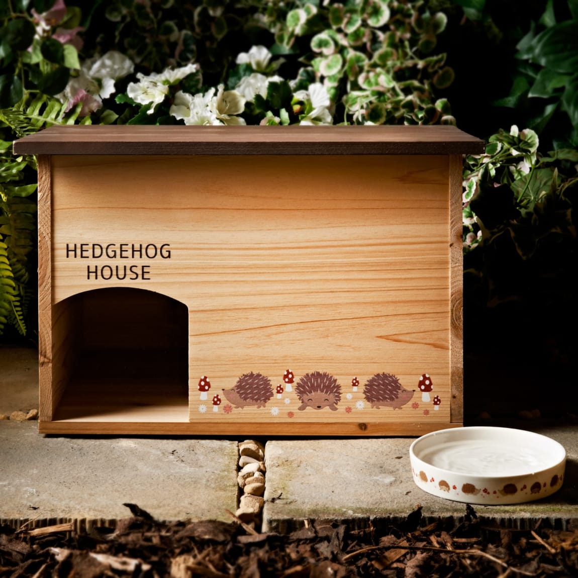 381473-hedgehog-house-22