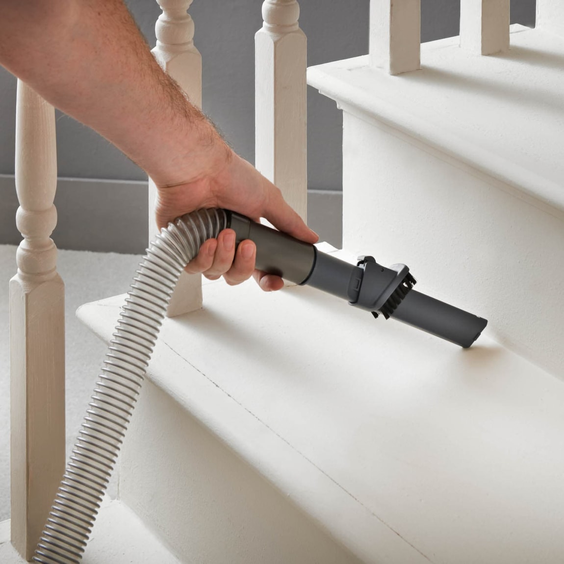 382072-goodmans-turbo-upright-vacuum-7