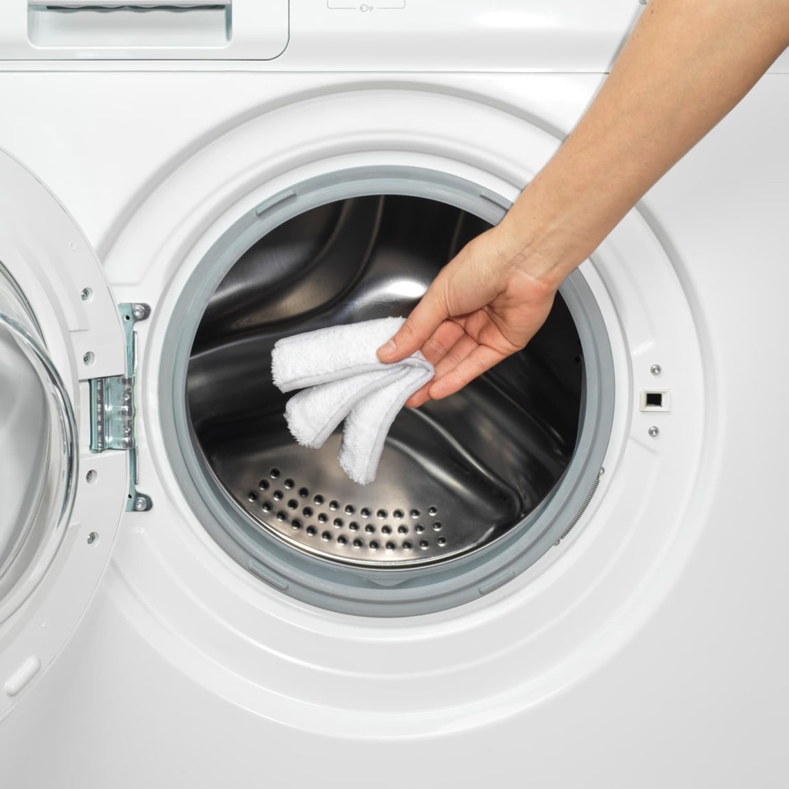 383722-beldray-microfibre-2-in-1-blind-duster-with-refill