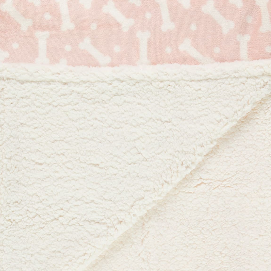 383744-coco-luxury-pet-blanket-pink-3