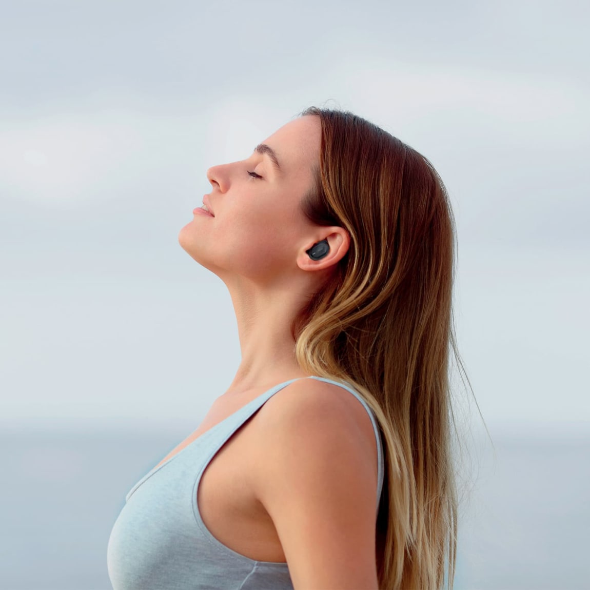 383859-mixx-streambuds-dots-lite-buds-wireless-earbuds-black-5