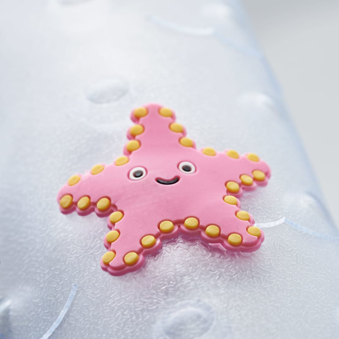 385216-novelty-bathmat-starfish-2