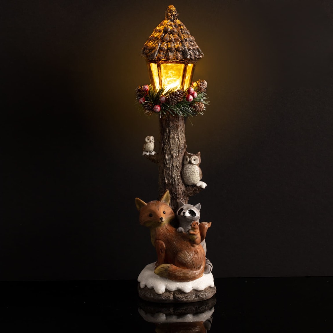 386885-woodland-light-up-lampost-fox-2