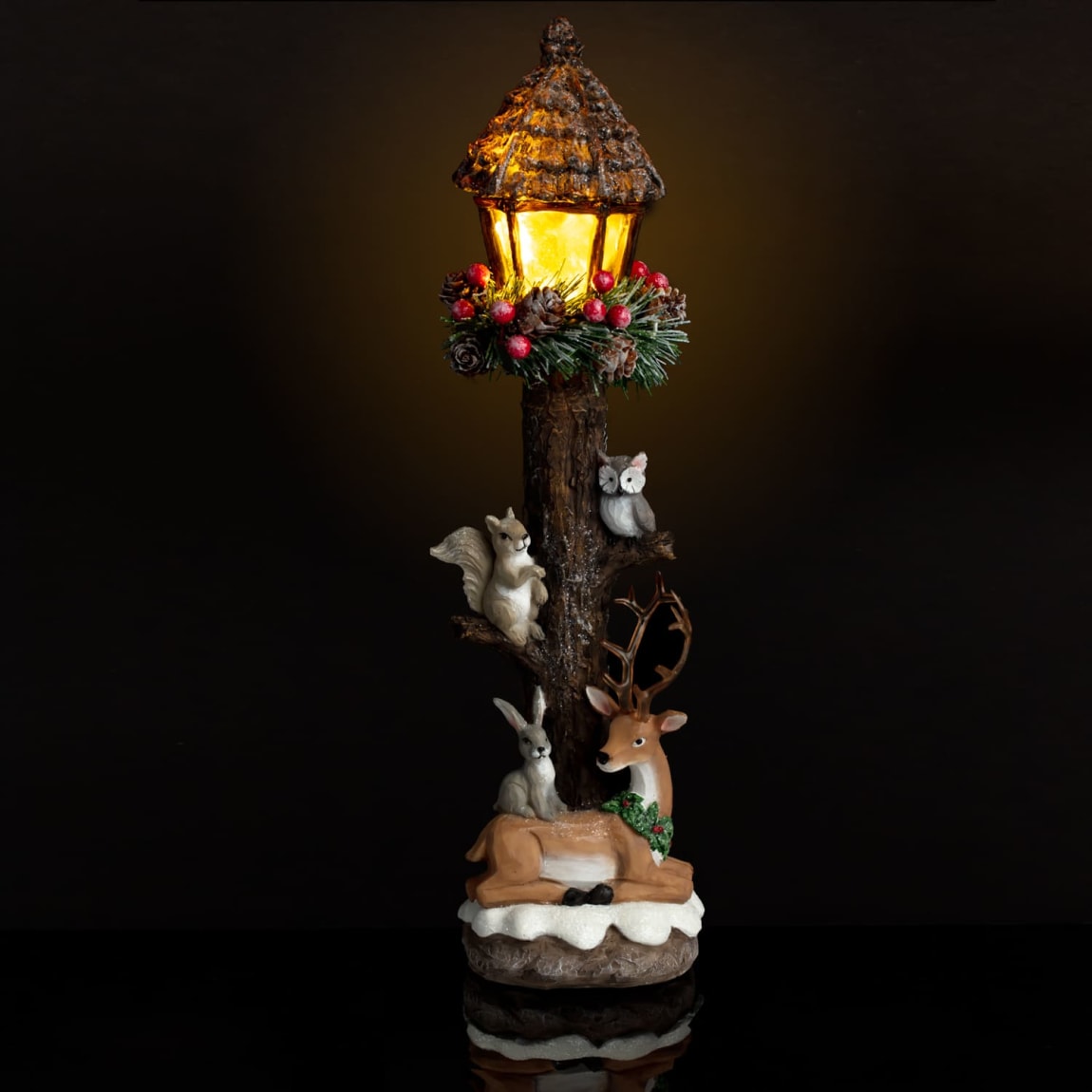 386885-woodland-light-up-lampost-reindeer-2