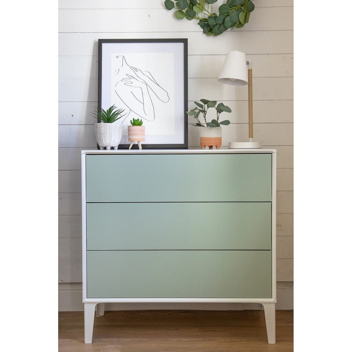 391523-sage-green-wallpaper-67_5cmx2m-3