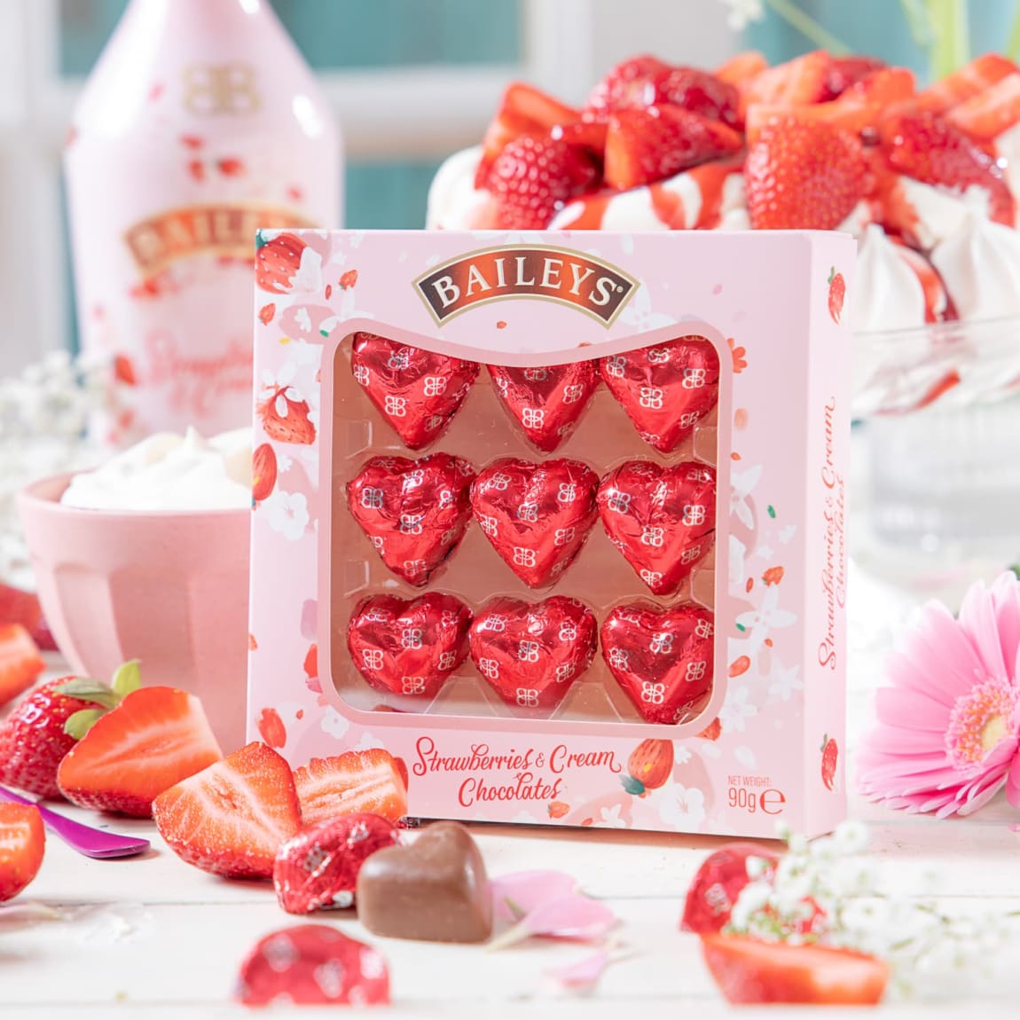 394070-baileys-strawberries-and-cream-chocolates-90g-2