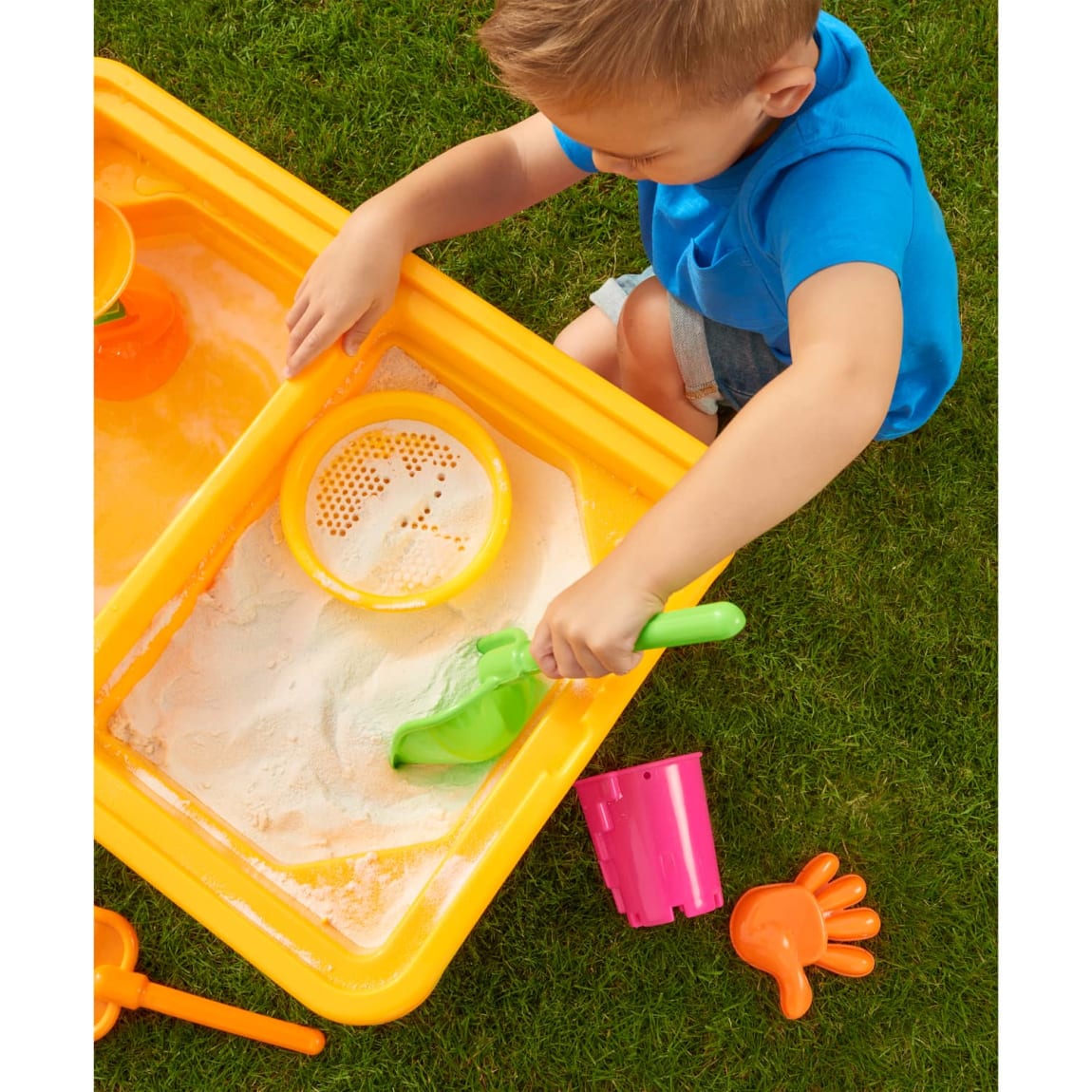 394848-ready-set-summer-sand-and-water-table-4