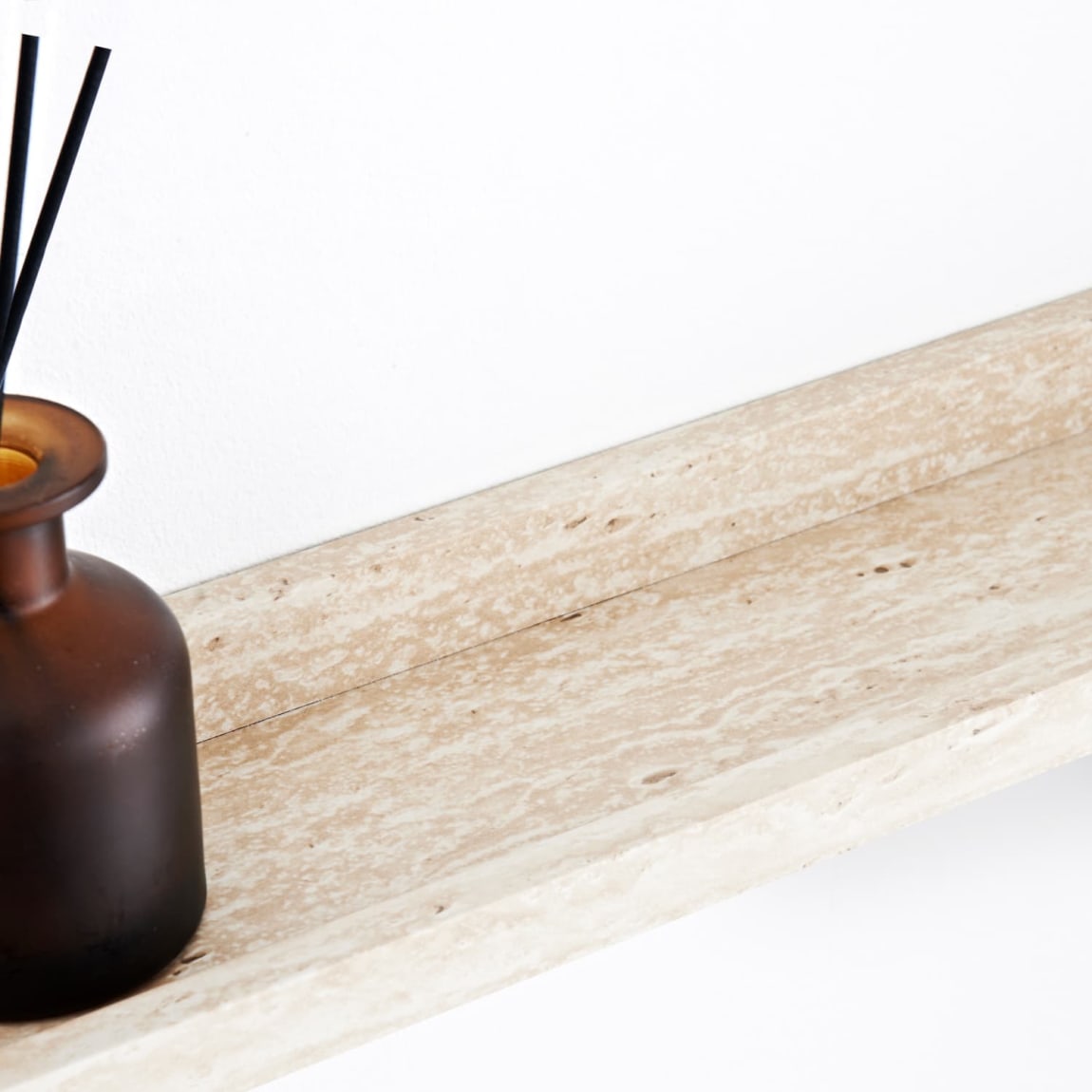 395684-simply-120cm-picture-shelf-2