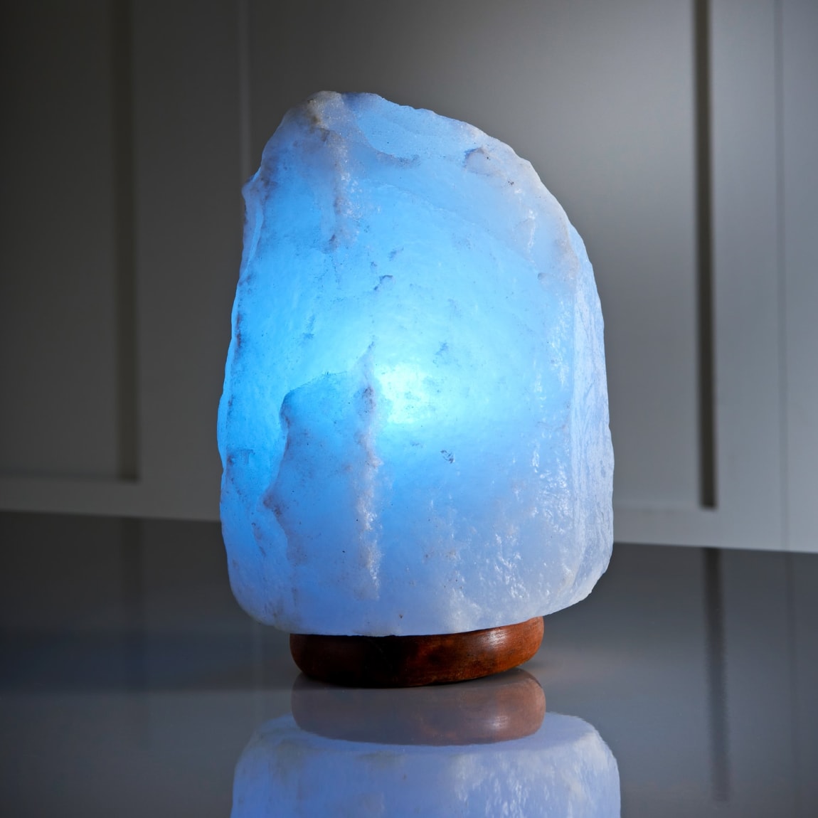 398793-white-himalayan-salt-lamp-4