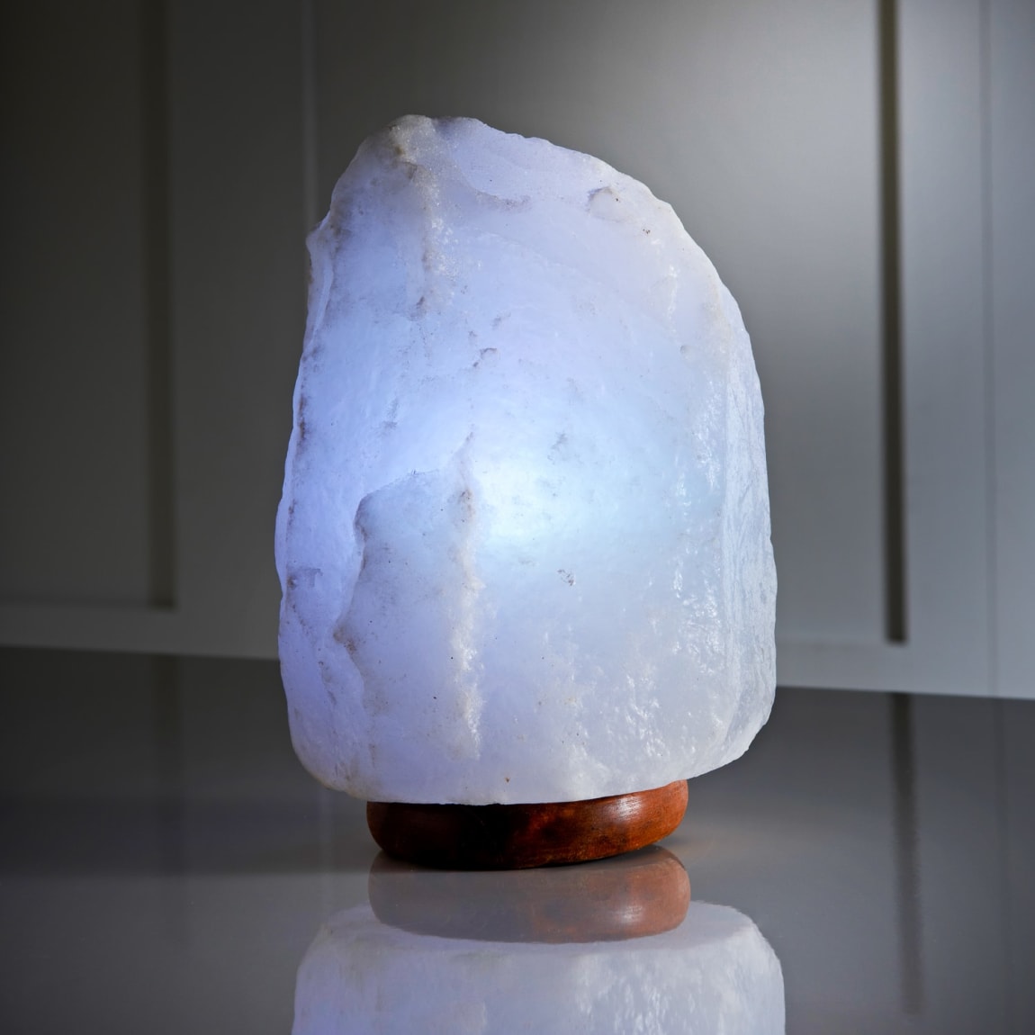 398793-white-himalayan-salt-lamp-5