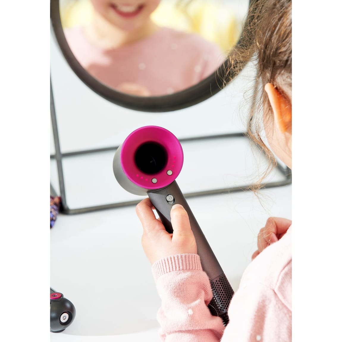 400887-casdon-dyson-supersonic-styling-set-3