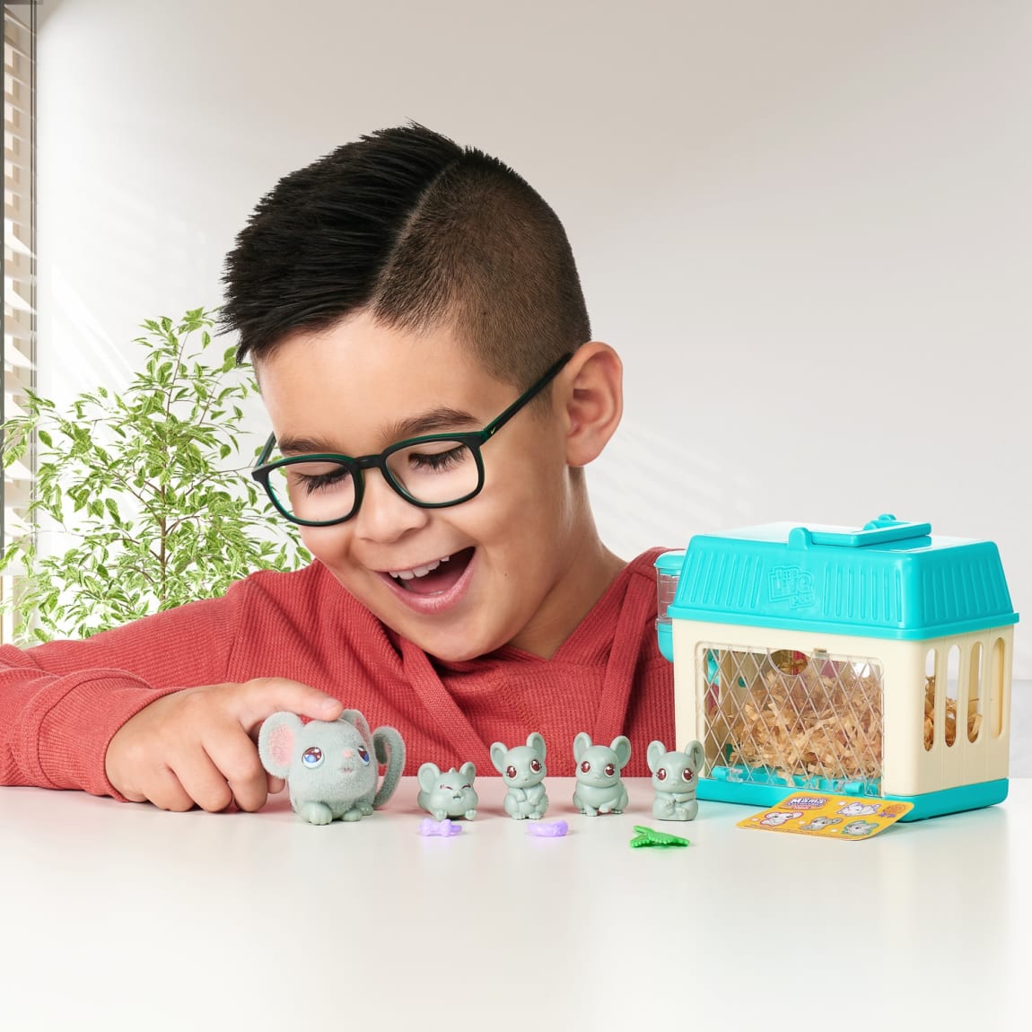 401936-minis-mama-surprise-4