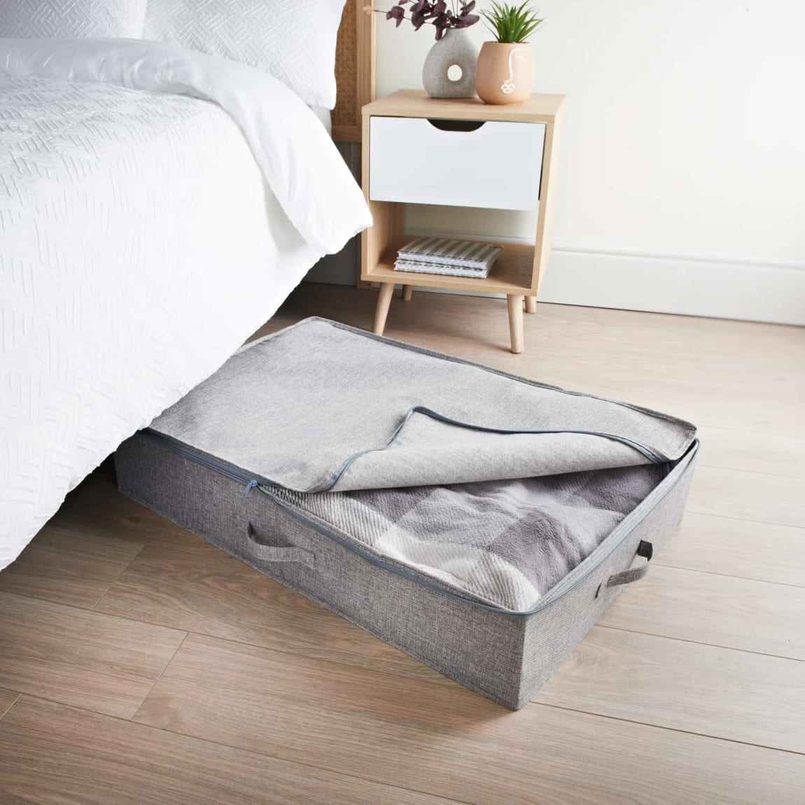 401941-structured-underbead-storage